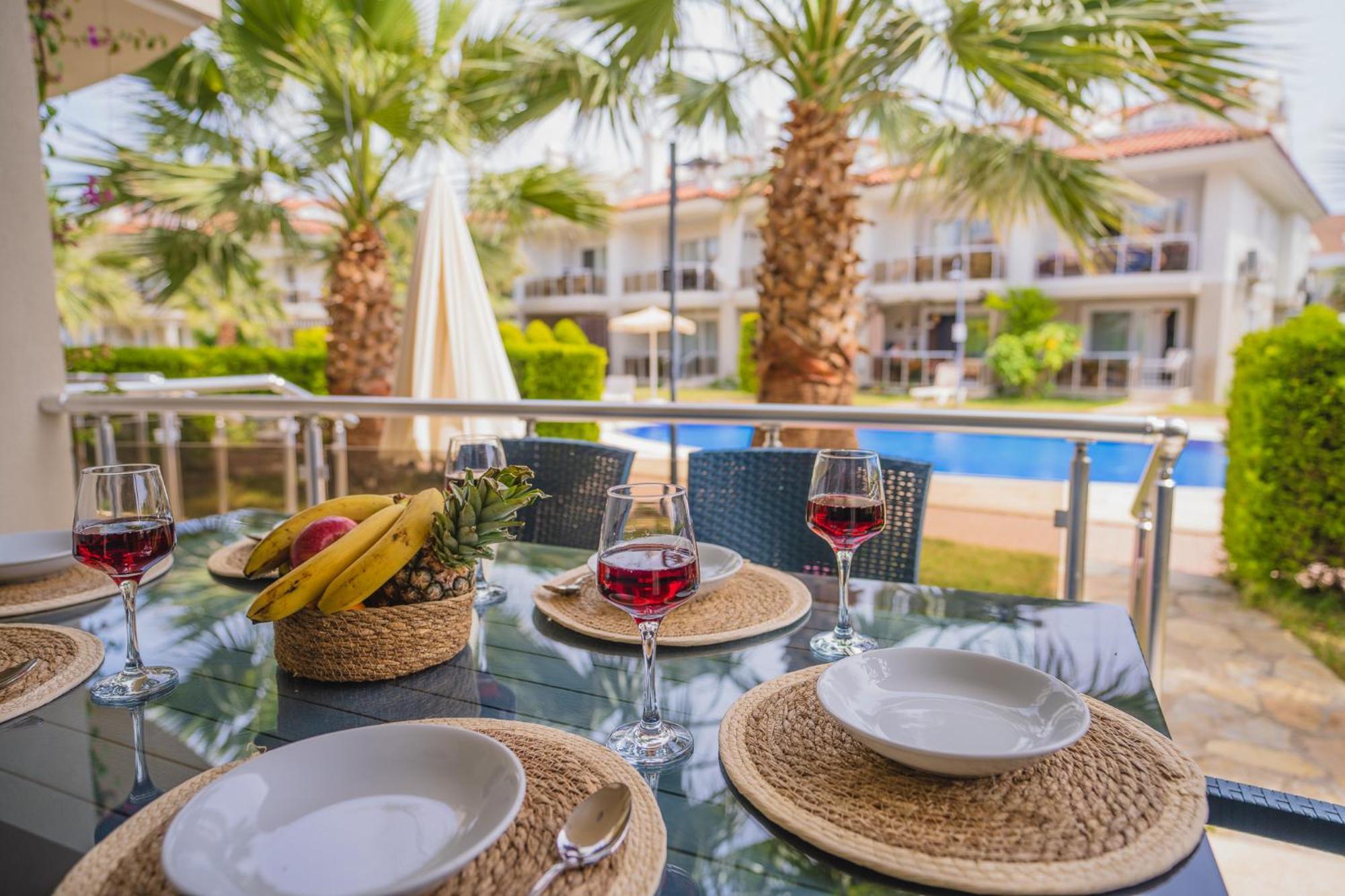 Sunset Beach Club Aqua Lettings Fethiye Eksteriør bilde