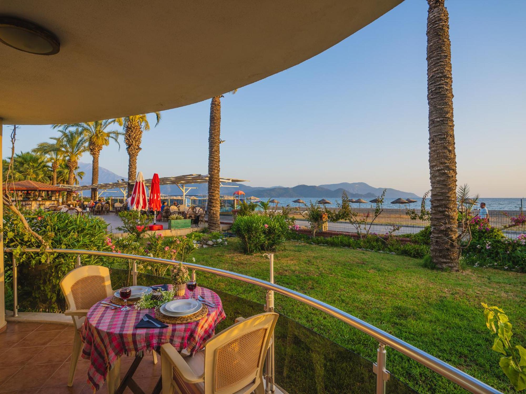 Sunset Beach Club Aqua Lettings Fethiye Eksteriør bilde
